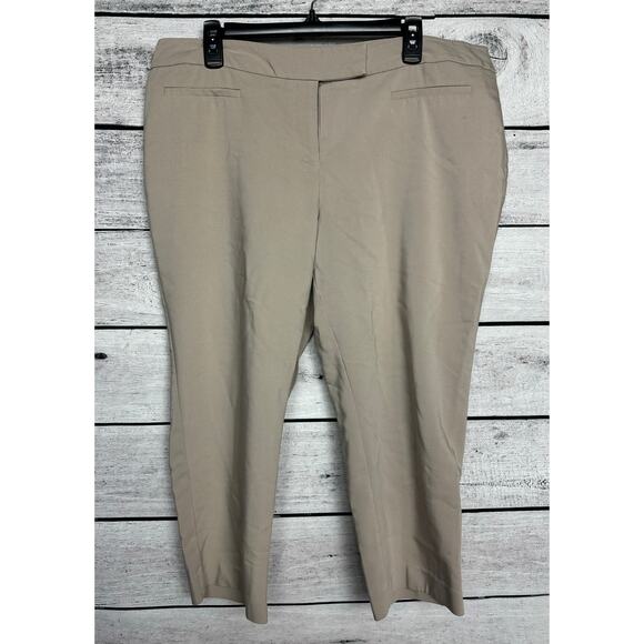 Ladies Apt 9 Khaki Modern Fit Capri Pants - Size 16 - Picture 1 of 3